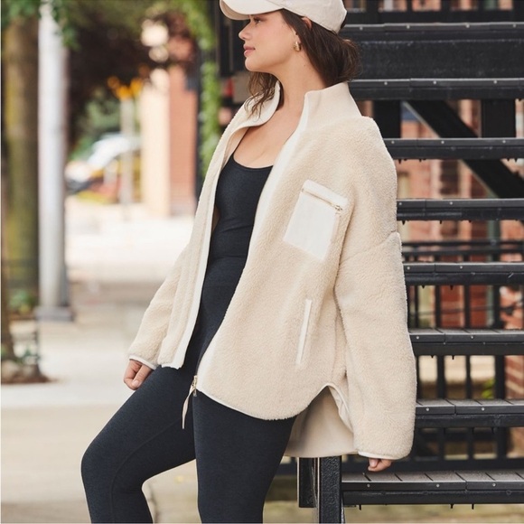 NWT Varley Marley Jacket in Sandstone - Size 2X - Picture 1 of 5